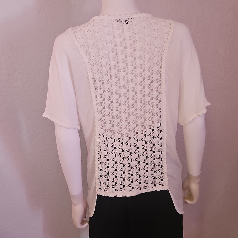 MONTEAU Winter White Crochet Embroidered Assymetric Festival Tunic - Picture 6 of 10